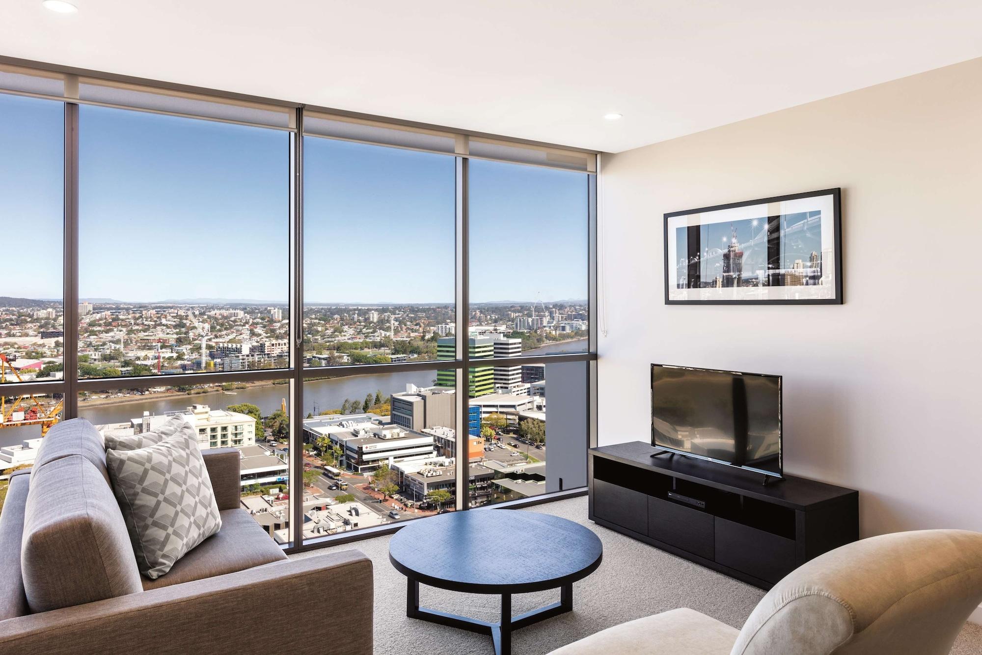 Aparthotel The Milton 4*