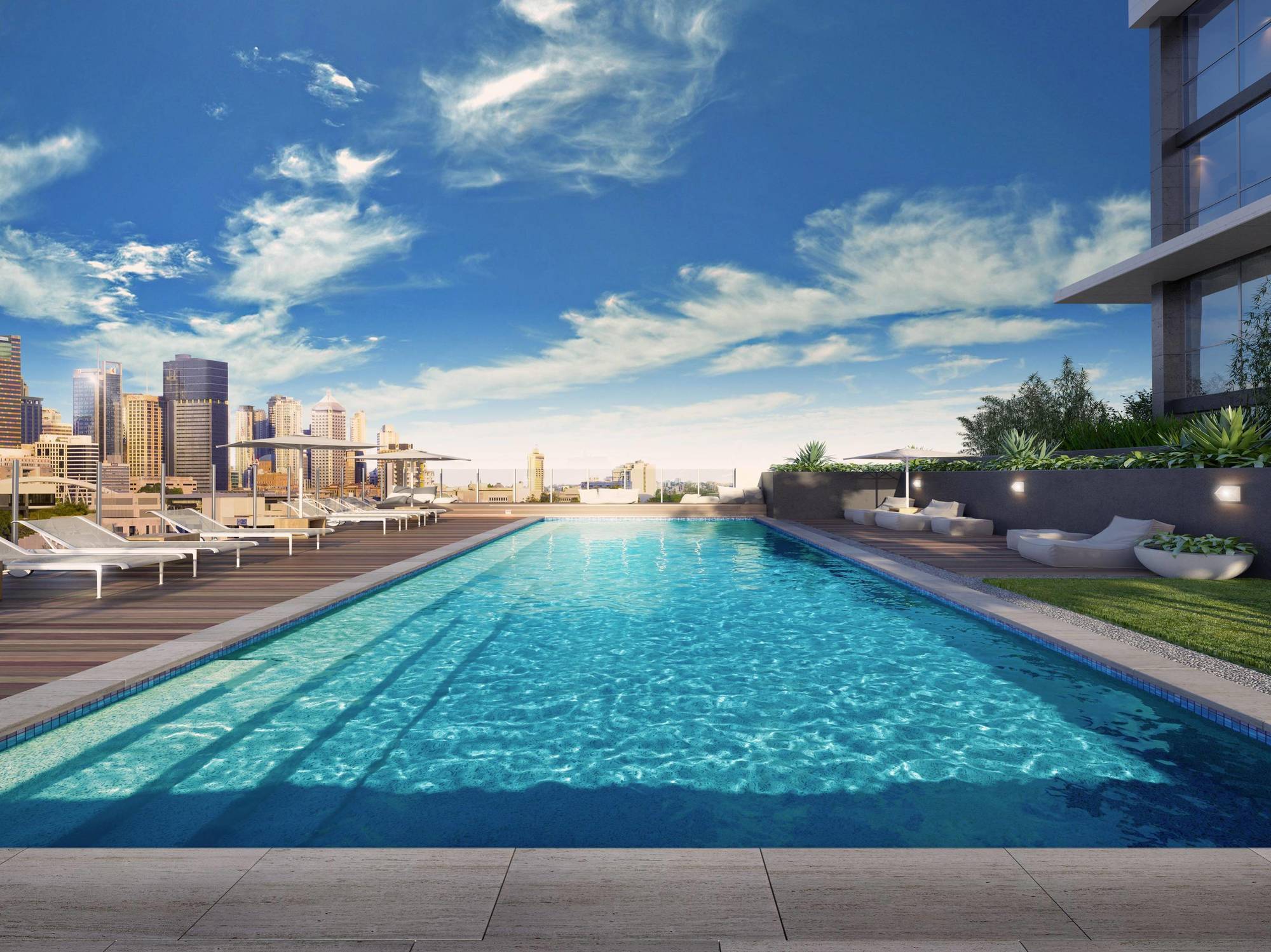 The Milton Aparthotel 4*