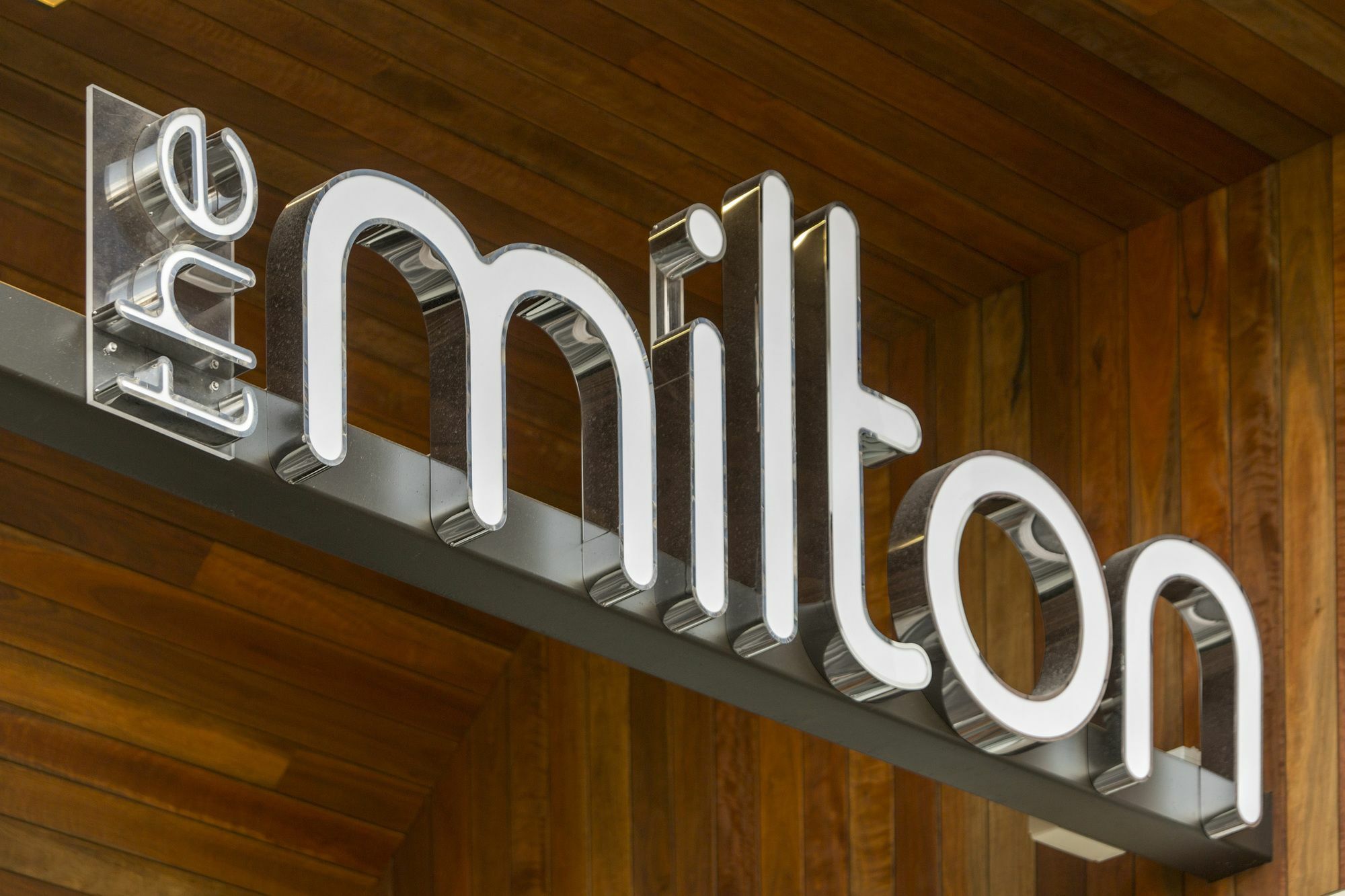 The Milton Aparthotel